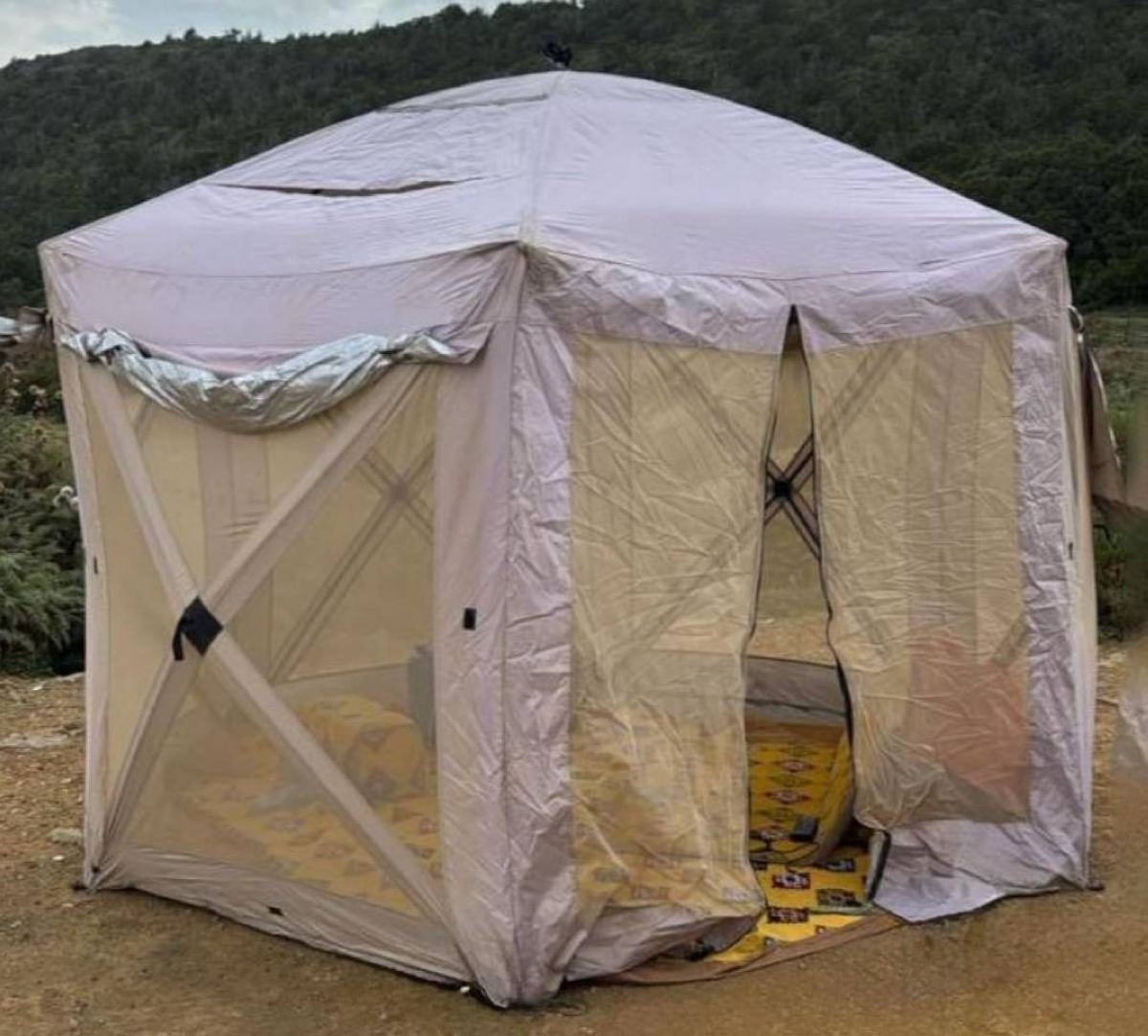 «الأمن البيئي».. يضبط مواطناً لارتكابه مخالفة التخييم في محمية دون ترخيص - أخبار السعودية