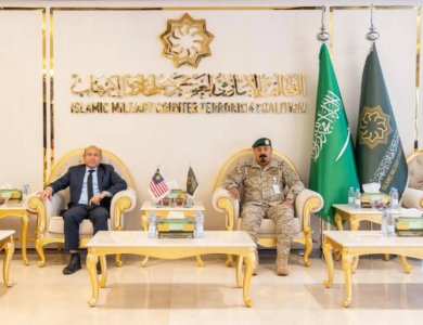 التحالف الإسلامي العسكري لمحاربة الإرهاب يستقبل وفداً من وزارة الدفاع الماليزية - أخبار السعودية