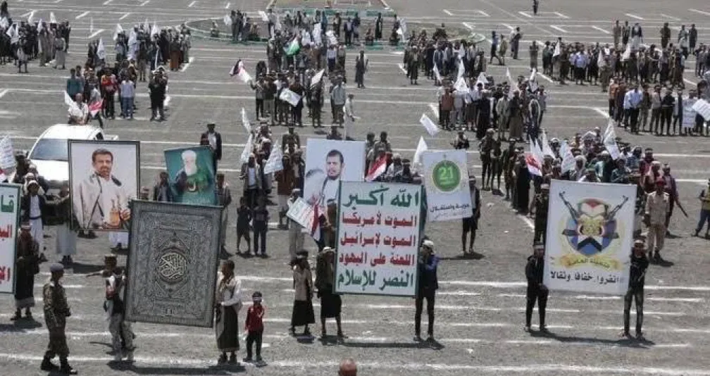 الحوثي ينتهز ذكرى انقلابه لمهاجمة مكونات المجتمع اليمني