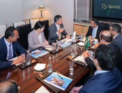 الخريّف يبحث في شنغهاي توسيع الشراكات الاستثمارية مع شركات صينية - أخبار السعودية