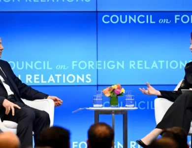 العليمي: سياسة استرضاء الحوثيين لم تجلب السلام بل كرّست الحرب