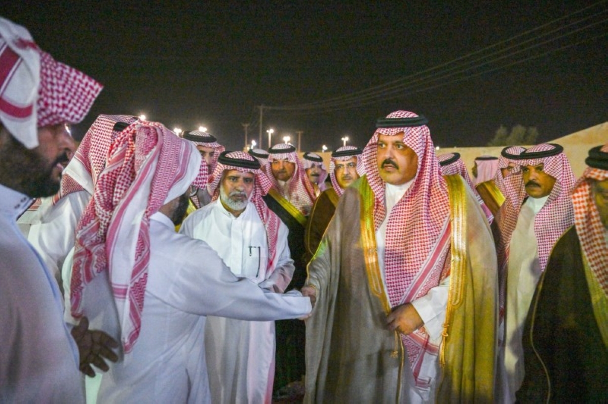 الفاجعة التي أبكت حائل.. عبدالعزيز بن سعد بين أهل الشنان معزياً - أخبار السعودية