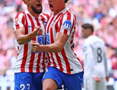 برشلونة يقترب من الصدارة.. أتلتيكو يزلزل ريال مدريد في ديربي العاصمة - أخبار السعودية