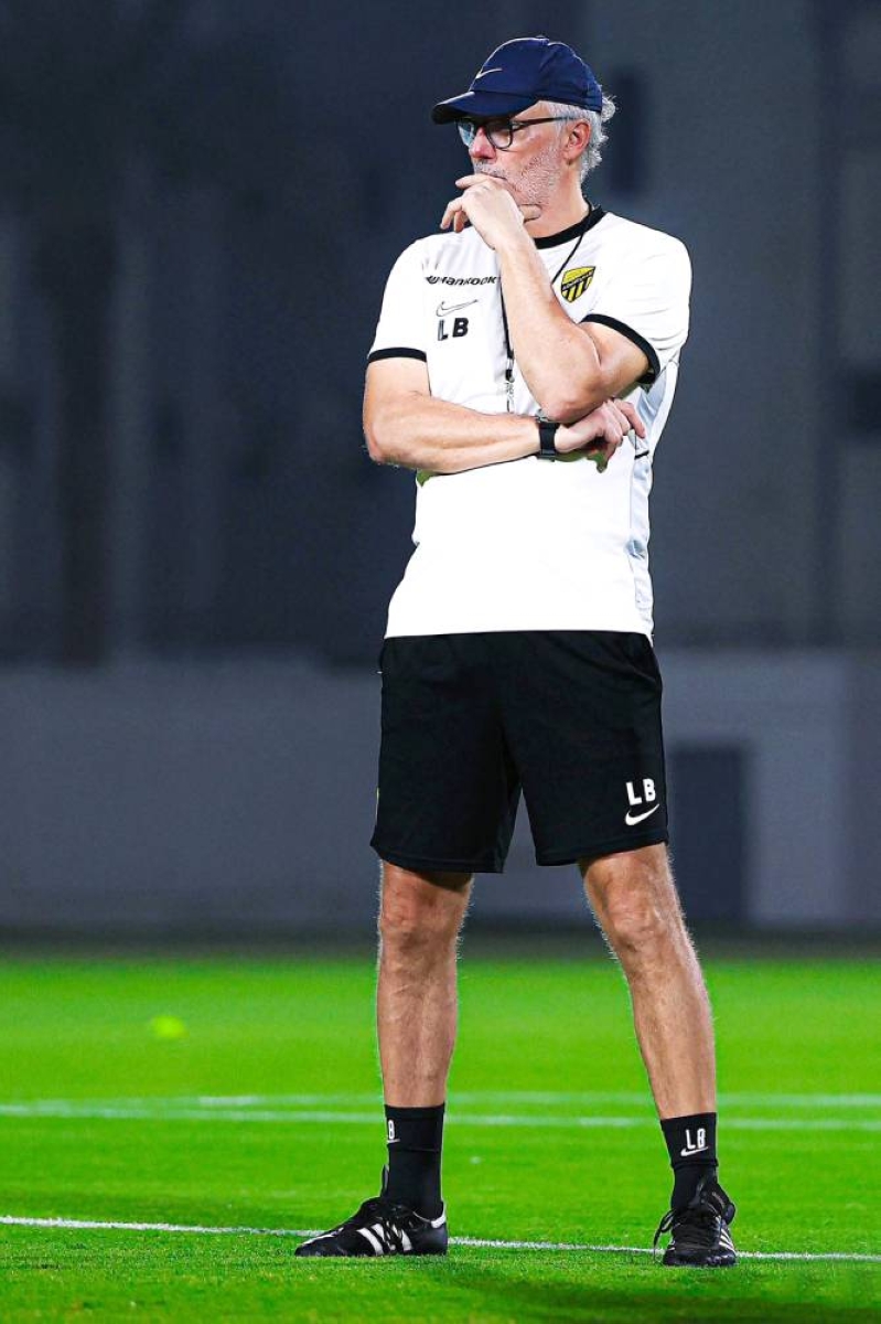 بلان يستعين بـ«المواليد» أمام أهلي دبي - أخبار السعودية