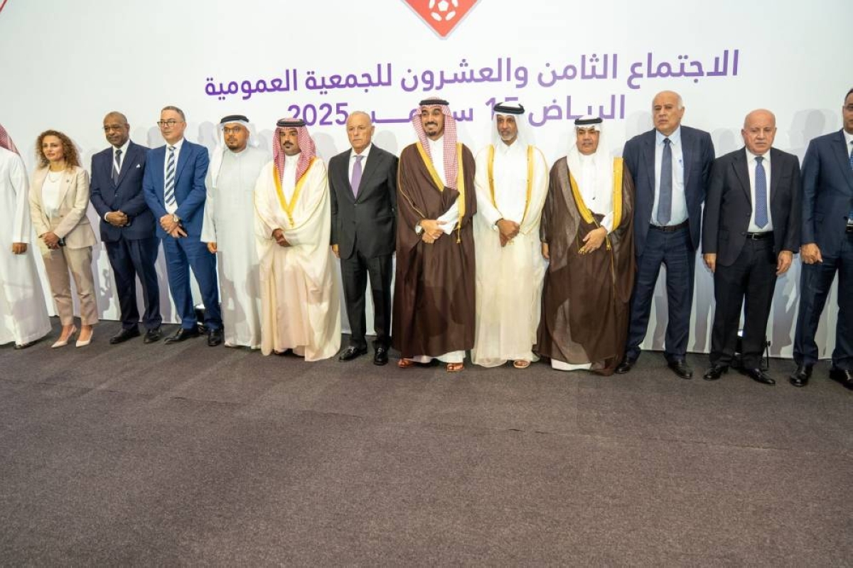 تزكية عبدالعزيز الفيصل رئيساً للاتحاد العربي - أخبار السعودية