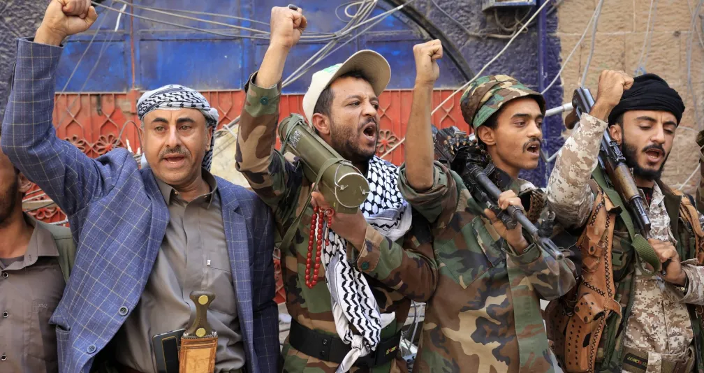 تقرير حقوقي يوثّق أكثر من 21 ألف انتهاك حوثي ضد الأطفال