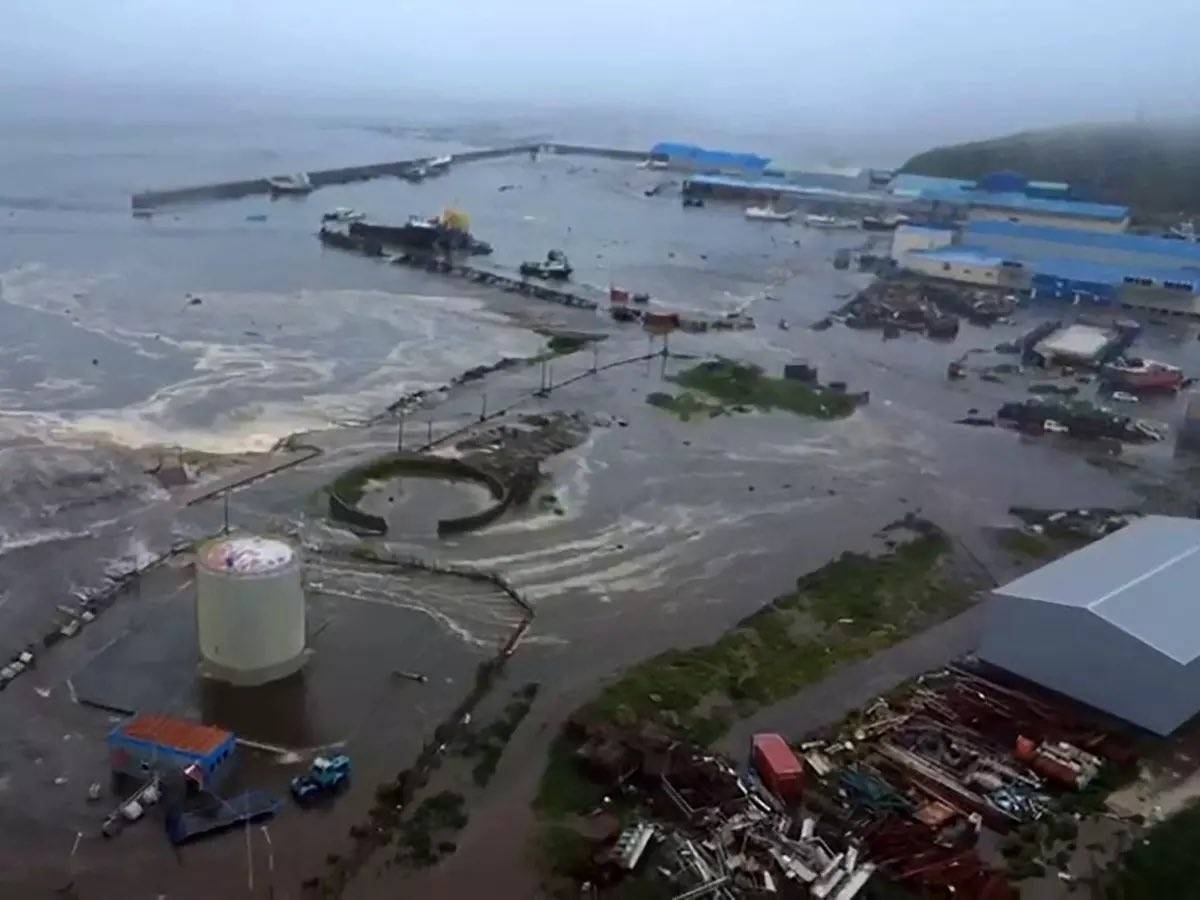 زلزال جديد يهز كامتشاتكا.. تحذير تسونامي يدفع آلافاً لإخلاء شرق روسيا - أخبار السعودية