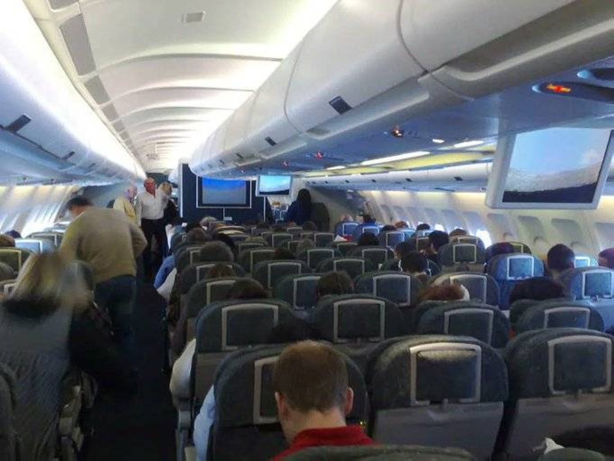 سر الإنقاذ الجوي.. شركات الطيران تكشف الأطباء دون إثارة الذعر - أخبار السعودية