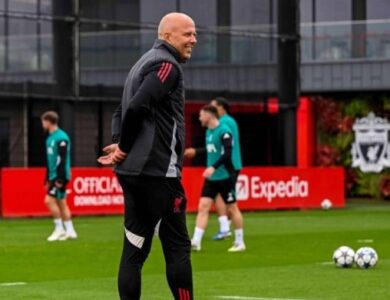 سلوت مدرب ليفربول: إيزاك سيشارك ووجوده أمر مميز - أخبار السعودية