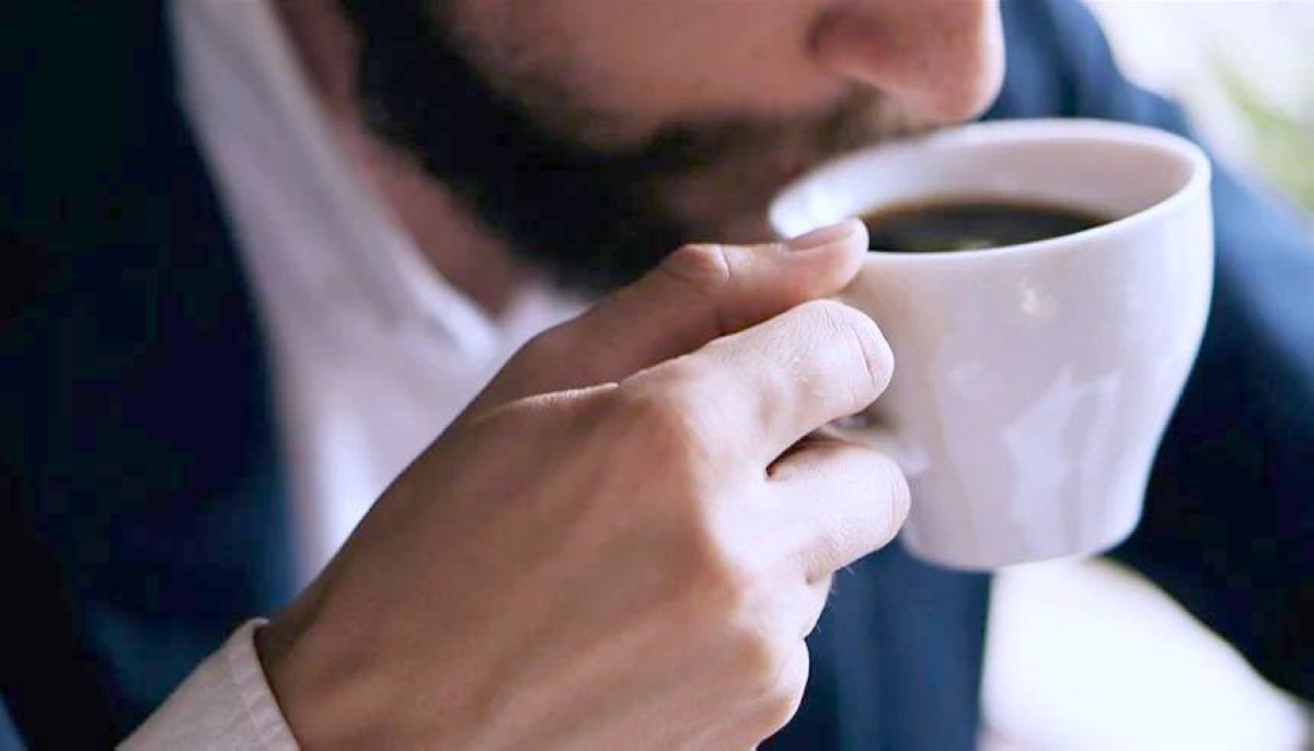 شُرب القهوة على الريق يُندِّمك ! - أخبار السعودية