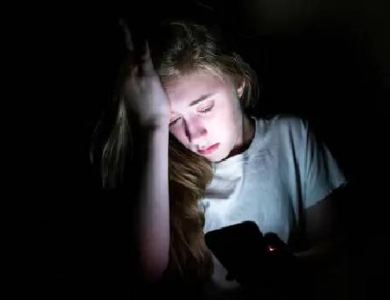 على حافة الهاوية.. حين يصبح الذكاء الاصطناعي صديقاً قاتلاً - أخبار السعودية