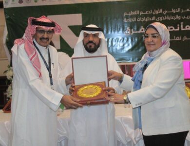 في حضرة الإنسانية.. تكريم عبدالله غريب بالقاهرة - أخبار السعودية