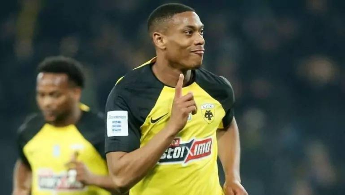 مارسيال ينضم إلى مونتيري المكسيكي - أخبار السعودية