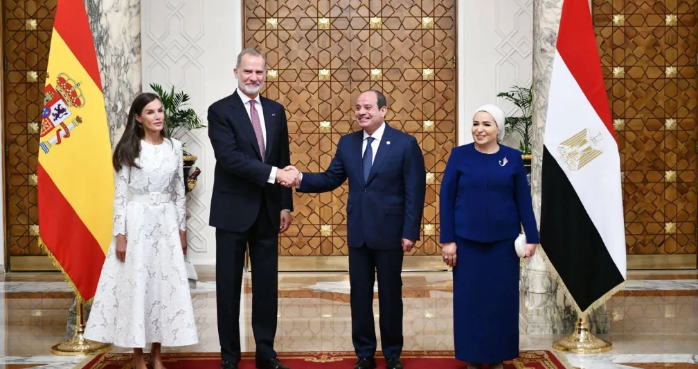 ملك إسبانيا يزور مصر... تعزيز لـ«شراكة استراتيجية» وتوافق بشأن «غزة»