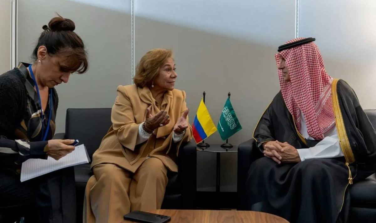 وزير الدولة للشؤون الخارجية يلتقي وزيرة خارجية كولومبيا - أخبار السعودية
