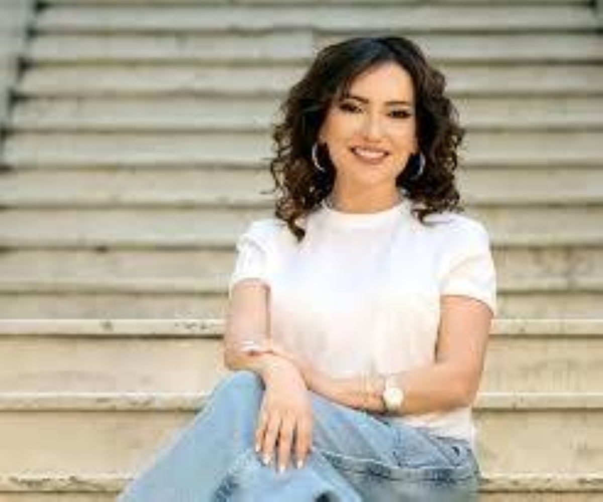 أمل عرفة: توجّهت للقضاء.. تعرضت وأسرتي لابتزاز ممنهج - أخبار السعودية