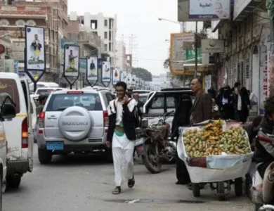 الحوثيون يستهدفون مصادر عيش السكان لتعزيز قبضتهم الأمنية