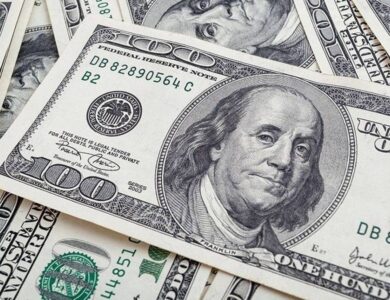 الدولار يتراجع لأدنى مستوى في أسبوع مع إغلاق الحكومة الأمريكية - أخبار السعودية