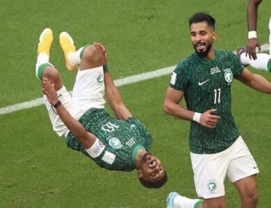 الفيفا حذّر اللاعبين منها وبعض الأندية تمنعها «Back flip» - أخبار السعودية