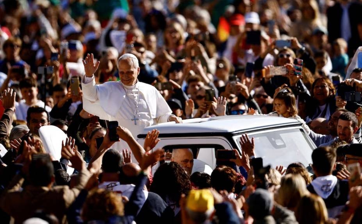 بابا الفاتيكان يهاجم سياسات ترمب: معاملة المهاجرين اللاإنسانية ليست مؤيدة للحياة - أخبار السعودية