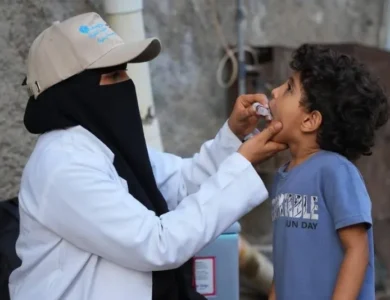 حملة يمنية لتطعيم 1.3 مليون طفل ضد الشلل