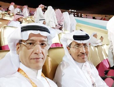 سعد الهمزاني: لولا محمد الثبيتي لما كان لدينا شاعر نفاخر به.. وعبدالله نور معلّم بالمجان - أخبار السعودية