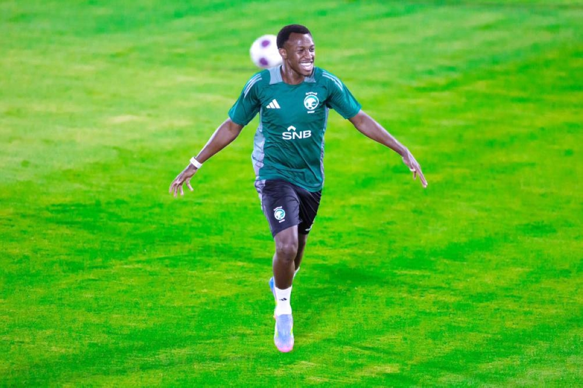 سعود عبدالحميد ومروان الصحفي يظهران مع الأخضر قبل مواجهة إندونيسيا - أخبار السعودية