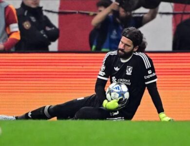 ضربة جديدة لليفربول.. أليسون يغيب لـ 6 أسابيع - أخبار السعودية