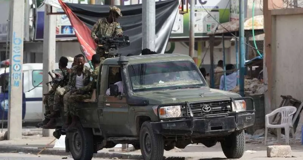 قوات الأمن الصومالية تتصدى لهجوم «حركة الشباب» على سجن في مقديشو