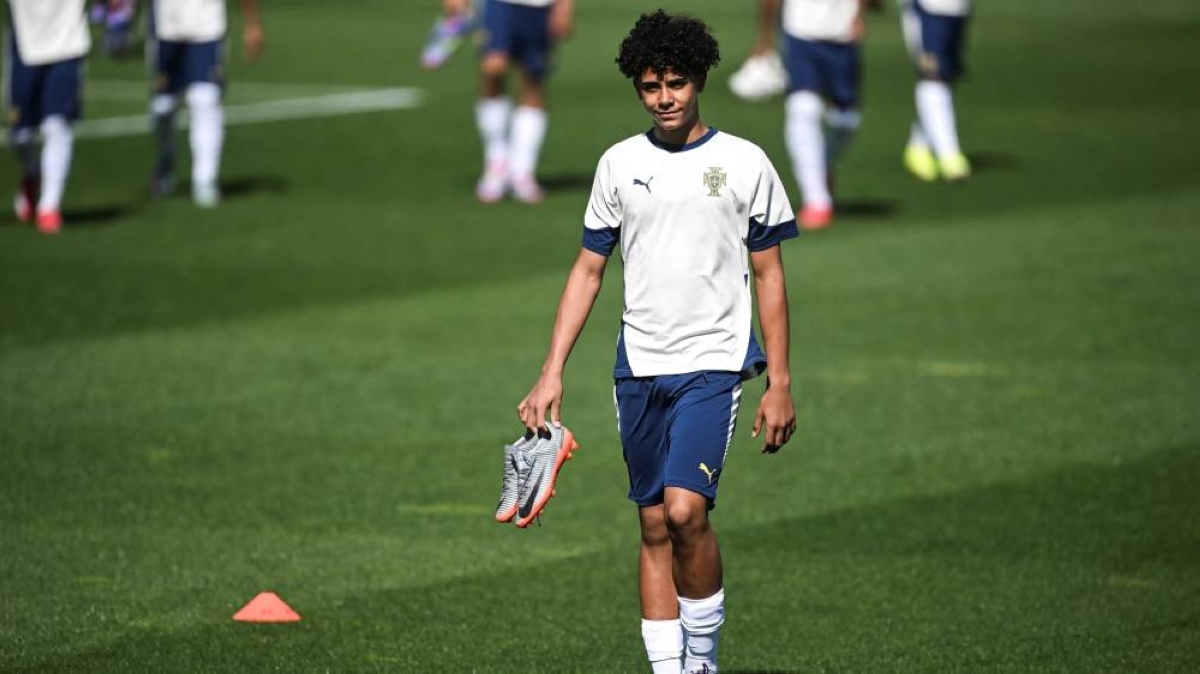 كشافو ريال مدريد يتحركون بأمر بيريز لمتابعة «الوريث» - أخبار السعودية