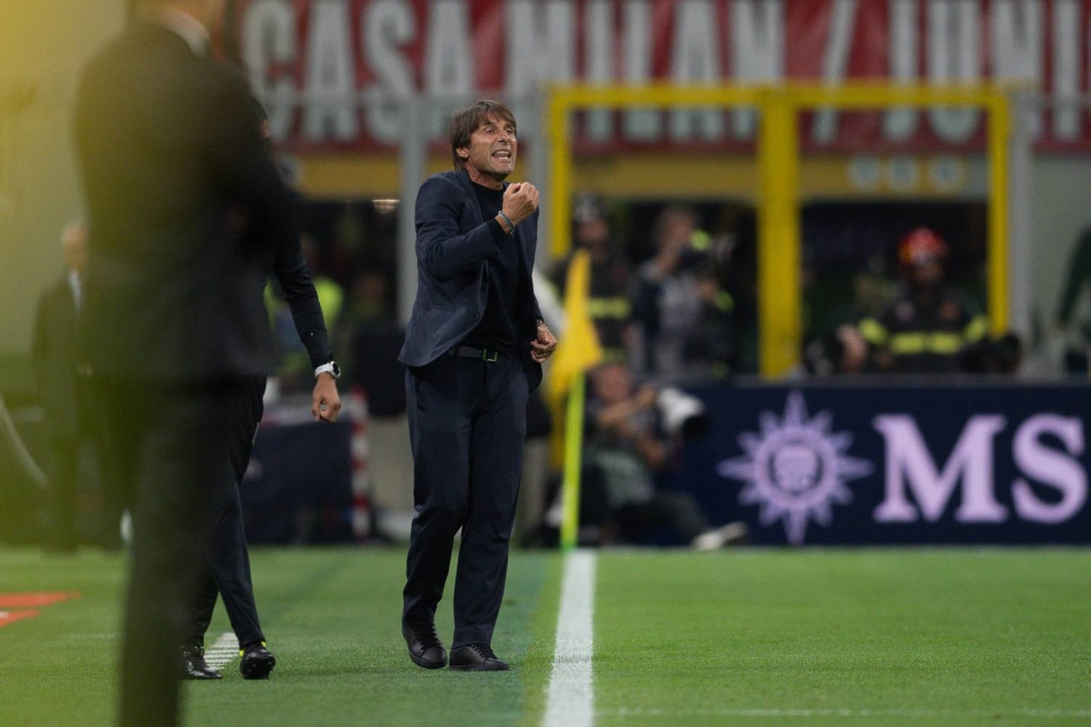 كونتي ودي بروين: لا خلافات بيننا ونعمل لأجل نابولي - أخبار السعودية