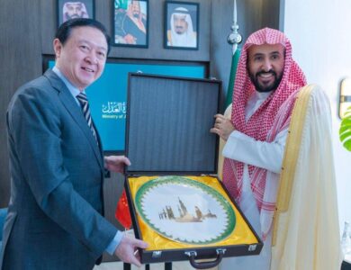 وزير العدل والسفير الصيني يبحثان تعزيز التعاون في المجالات العدلية والقانونية - أخبار السعودية